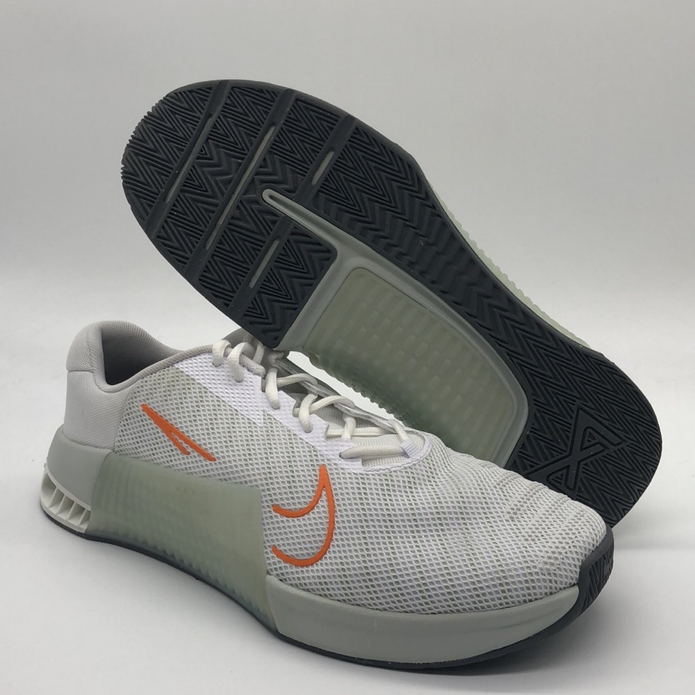 New Nike Metcon 9 Men's White Light Silver Gym Training Shoes DZ2617-101 NWOB